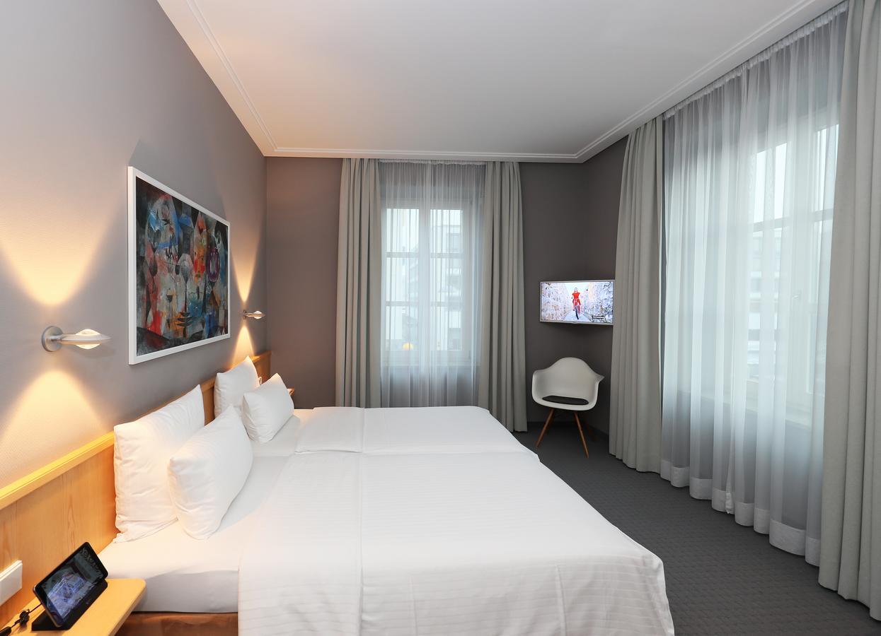 ดีไซน์ โฮเทล ชตัท โรเซนไฮม์ Hotel มิวนิก ภายนอก รูปภาพ